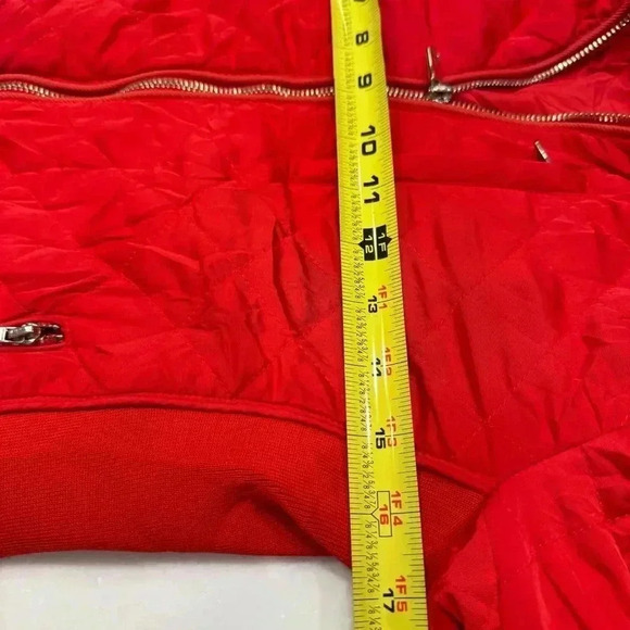 Zara women’s quilted jacket. Red with silver zippers. Size medium - Picture 7 of 11